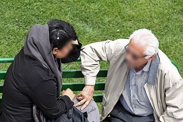 ‘Sugar daddy’ and ‘sugar mommy’ culture taking root in Tehran’s nightlife, daily says