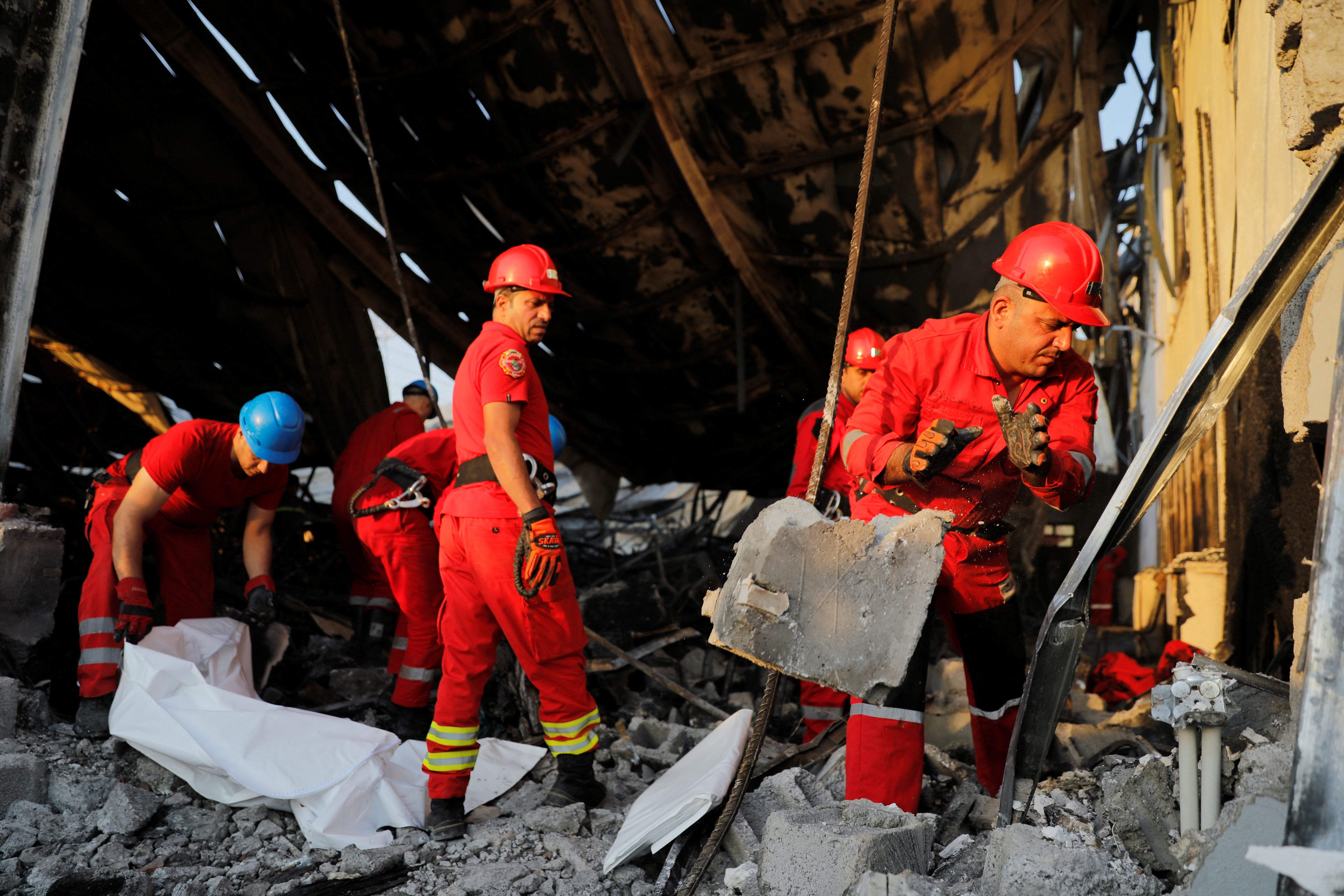 آتش‌سوزی در یک عروسی در عراق؛ بیش از ۱۱۴ تن کشته و ۱۵۰ نفر زخمی شدند