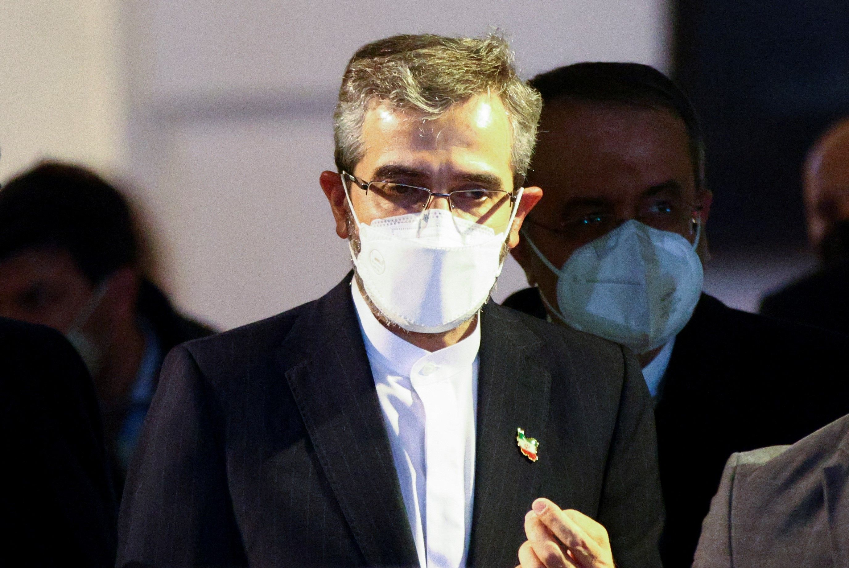 Iran Nuclear Negotiator Fires Off Tweets, Confusing Readers