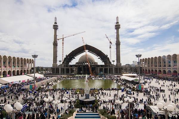 مصلای خمینی، آیینه نظام ناتمام جمهوری اسلامی