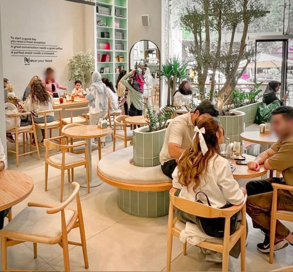 المتشددون في إيران يستهدفون ازدهار "ثقافة المقاهي"