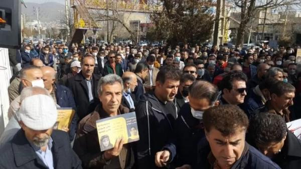 تصاعُد تنفيذ أحكام السجن واعتقال المعلمين بمدن مختلفة في إيران