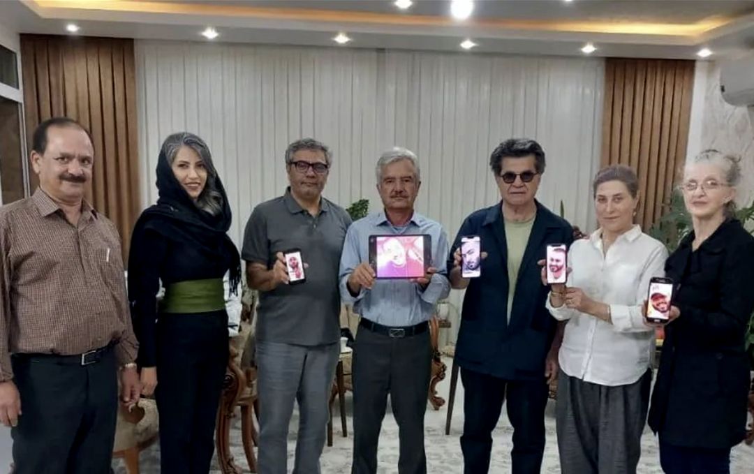 Iranian Filmmakers Visit Family Of Jailed Rapper