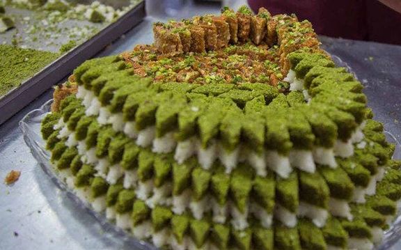 رییس اتحادیه قنادان یزد: دروغ و فساد و رانت برای مردم ضرر دارد، نه شکر