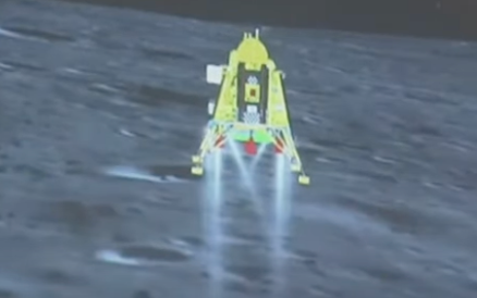 کاوشگر «چاندرایان-۳» هند برای نخستین بار روی سطح قطب جنوبی ماه فرود آمد