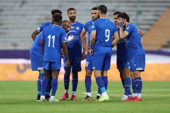 جریمه ۱۰ درصدی اعضای کادر فنی و بازیکنان استقلال بهدلیل کسب نتایج ضعیف