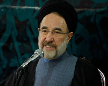 محمد خاتمی با انتقاد از رد صلاحیت نامزدهای انتخابات شوراها، آن را باعث دلسردی جامعه خواند