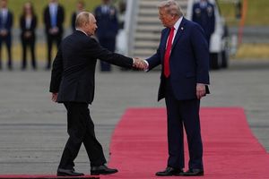 ترامپ: تا زمانی که به یک توافق صلح دست نیابم، با پوتین دیدار نخواهم کرد