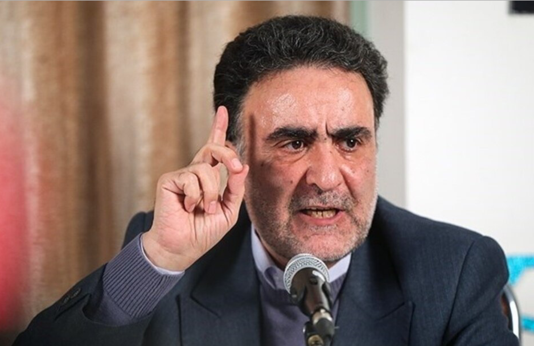 ضغوط على أنصار بيان "موسوي" في السجن وتاج زاده يوجه رسالة مفتوحة لخامنئي من محبسه