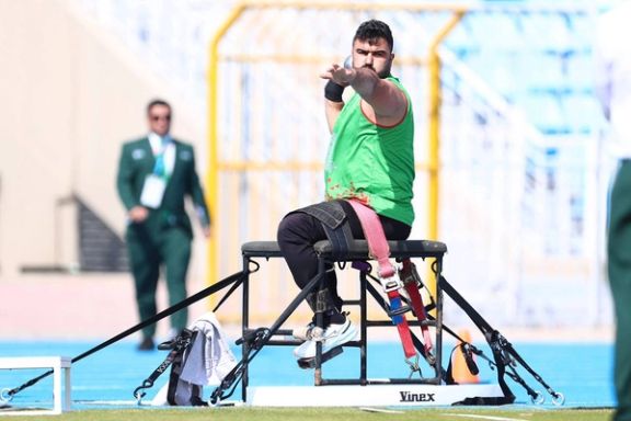 مدال طلای پرتاب وزنه بازیهای کشورهای اسلامی برای یاسین خسروی