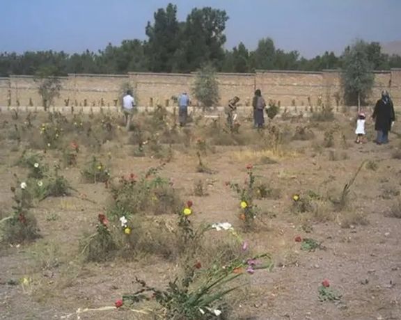 "العفو الدولية" تحذر من محاولات النظام الإيراني بتغيير أوضاع مقبرة "خاوران" لإخفاء جرائمه