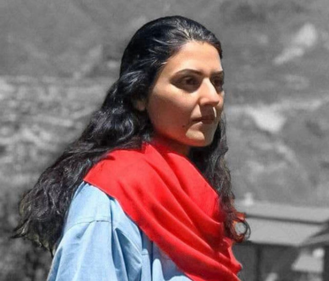 گلرخ ایرایی در واکنش به جنگ اسرائیل و حماس در غزه: در جانب انسانیت می‌ایستیم