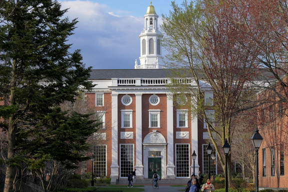 قاضی آمریکا حکم توقف دستور دولت برای لغو ثبتنام دانشجویان خارجی دانشگاه هاروارد را داد