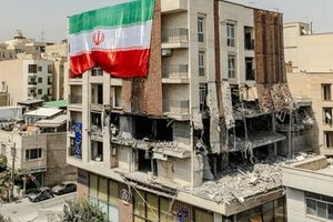 نشریه تایم: شعلهور شدن جنگی شدید، حاکمیت جمهوری اسلامی را به چالش خواهد کشید