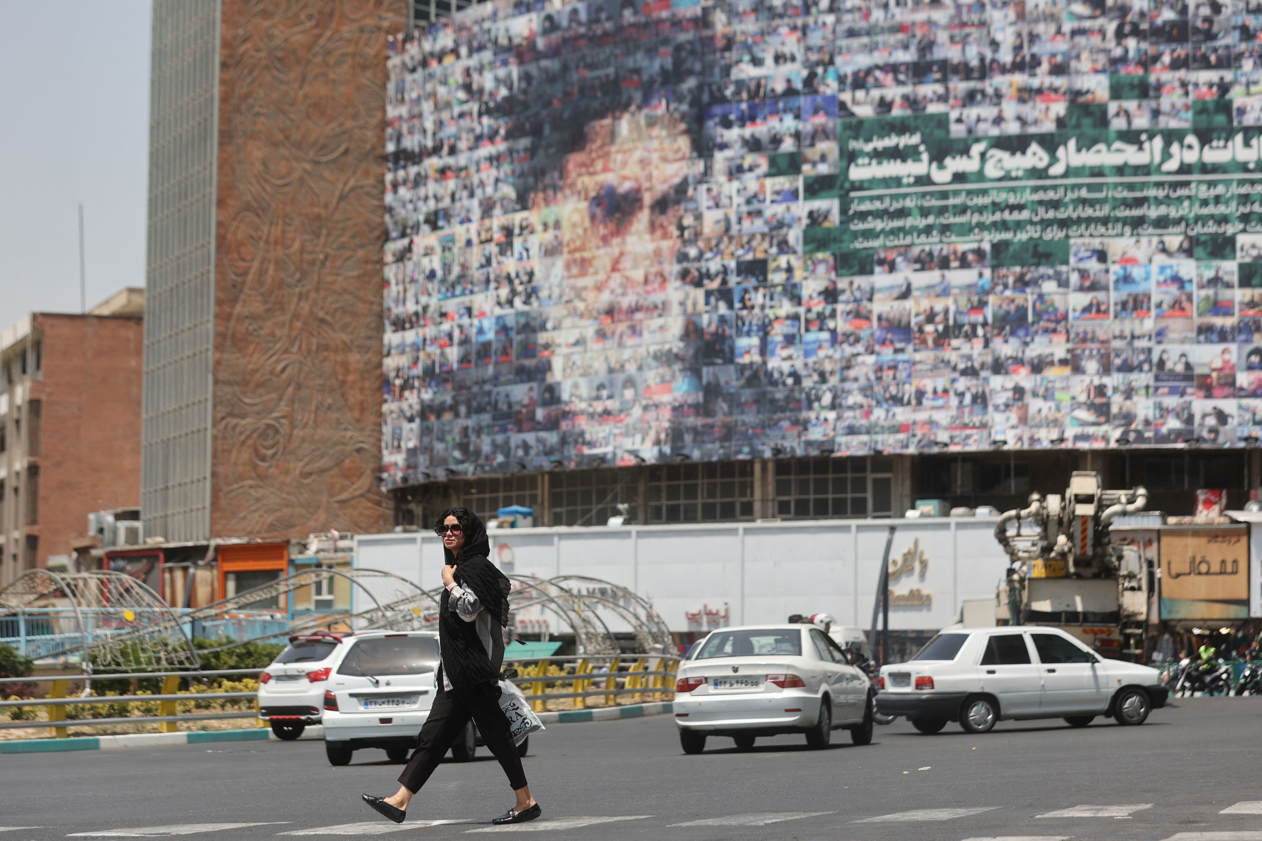 Iranian Candidates' Campaigns Fail to Invigorate Presidential Vote