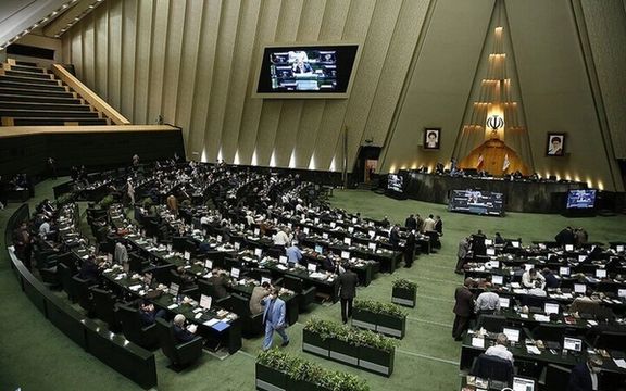 Hardliners In Iran’s Parliament Hinder Discussion Over Killing Of Protesters