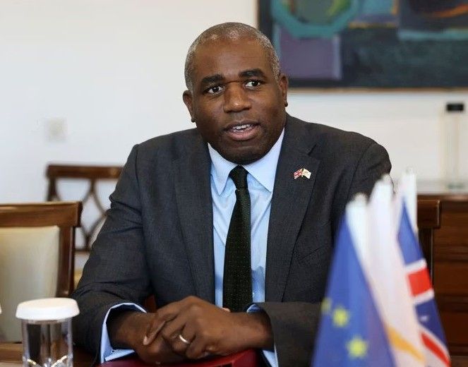 وزير الخارجية البريطاني: مبررات طهران بشأن حاجتها لليورانيوم المخصب بنسبة 60 % غير مقبولة