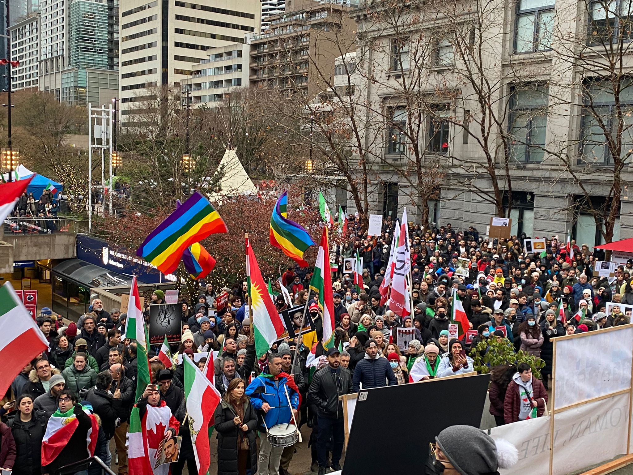 ادامه حمایت‌های جهانی از خیزش انقلابی مردم ایران، همزمان با افزایش خطر اعدام معترضان