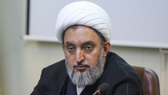 عضو مجلس خبرگان: رئیسی شب و روز ندارد و گرههای بزرگی را باز کرده است