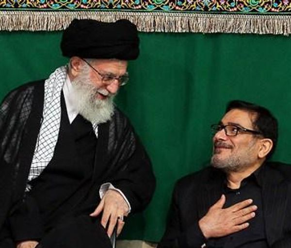 رسالة "سرية للغاية" من شمخاني لخامنئي تحذر من تشكيل لجنة تقصي حقائق خشية التطرق للإعدامات