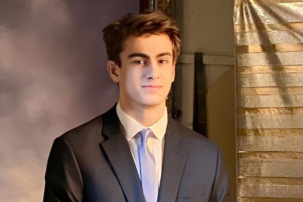 Iranian-American poet’s son arrested over Detroit terror plot