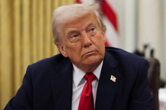 کاخ سفید: ترامپ تصمیمی درباره تغییر نام خلیج فارس نگرفته است