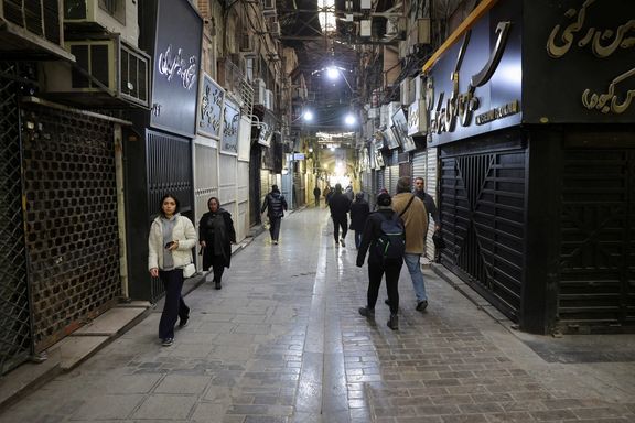 Iran rial hits fresh low as dollar tops 1.5 million