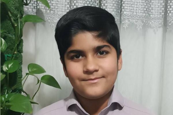 میثم جهانتیغمفرد، کودک ۱۱ ساله، برای خرید نان بیرون رفت و با گلوله کشته شد