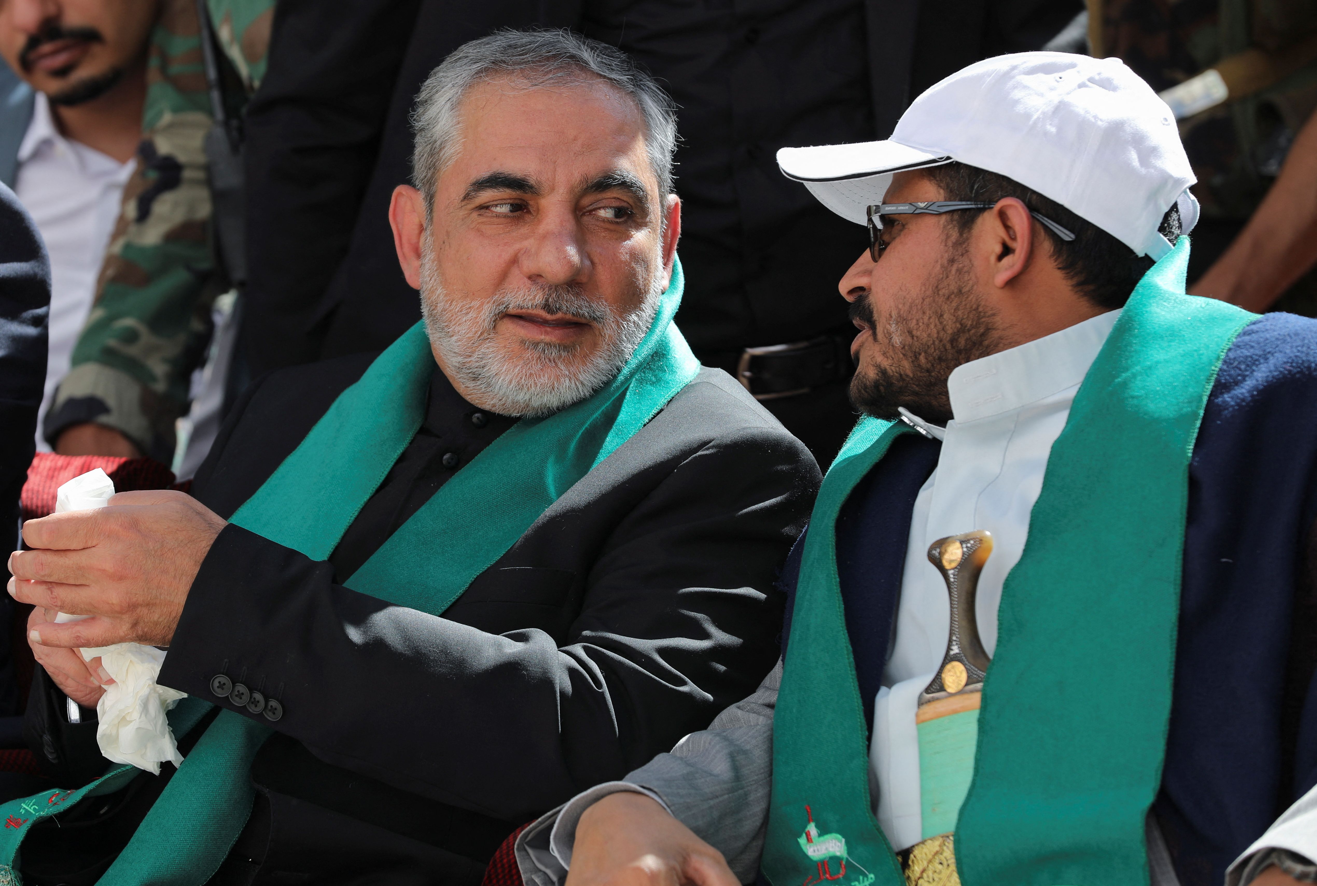 تكهنات حول سبب مغادرة "سفير" إيران لدى الحوثيين.. وطهران: إيرلو عاد "بسبب كورونا"