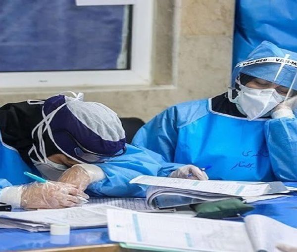 استثمار پرستاران در ایران؛ اضافه‌کاری اجباری برای ساعتی ۱۶ تا ۲۰ هزار تومان