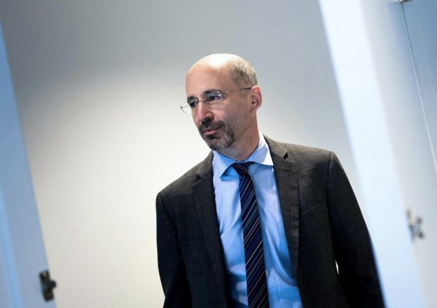 مسؤول إسرائيلي: طهران "كذبت" خلال المفاوضات وتم استبعاد مالي وفريقه.. وواشنطن تنفي