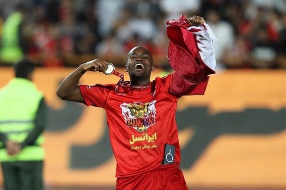 درخواست عبدالکریم حسن از پرسپولیس: نیم فصل فوقالعادهای بود، اجازه بدهید به کشورم برگردم