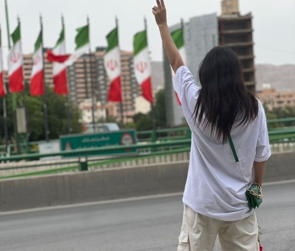 نشر "النسخة النهائية" لقانون الحجاب في إيران.. والشرطة تحذر من تقديم خدمات "لغير المحجبات"