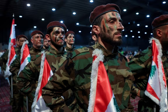 رسانه دریانوردی: جمهوری اسلامی به دنبال آزمایش مسیرهای جدید انتقال سلاح به حزب‌الله است 