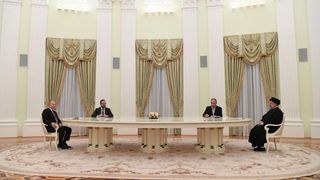 Iran's President Presents 20-Year Agreement Draft To Putin