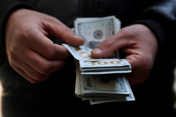 قیمت سکه طلا به ۱۶۹ میلیون تومان و دلار به ۱۴۴ هزار تومان رسید