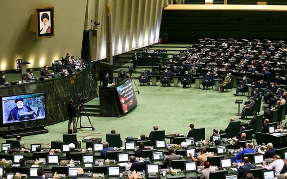 کمیسیون فرهنگی مجلس درباره اجرای طرح محدود شدن اینترنت ابراز امیدواری کرد