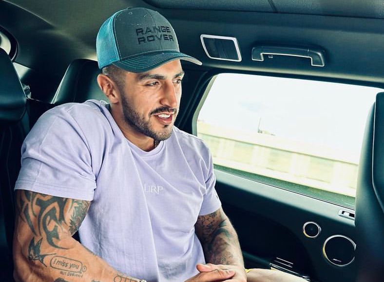 بعد اختطافه لأسبوع.. إطلاق سراح والد المدون الإيراني آيسان إسلامي 