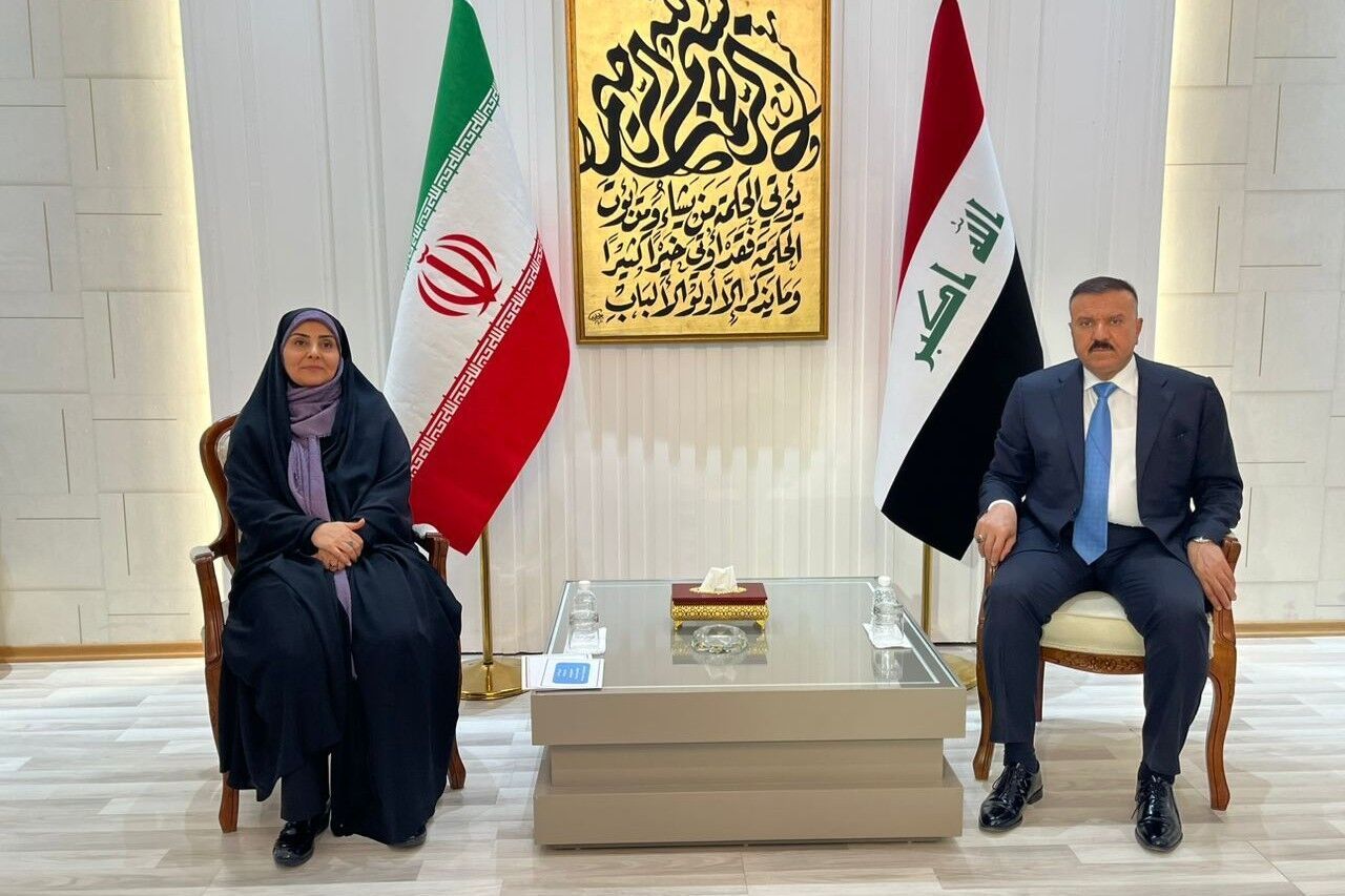 دیدار فرزانه صادق، وزیر راه و شهرسازی، با عبدالامیر الشمری، وزیر کشور عراق، بغداد چهار خرداد ۱۴۰۴