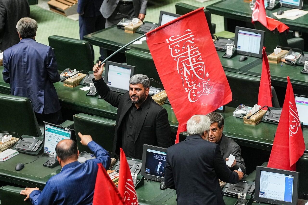 Iran hardliners cry foul as Ghalibaf camp gains ground