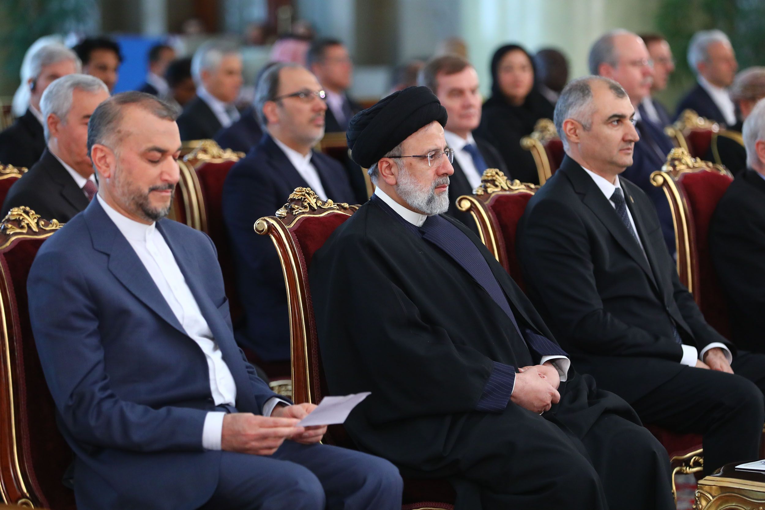 Observers In Iran Criticize Government Intransigence On All Fronts