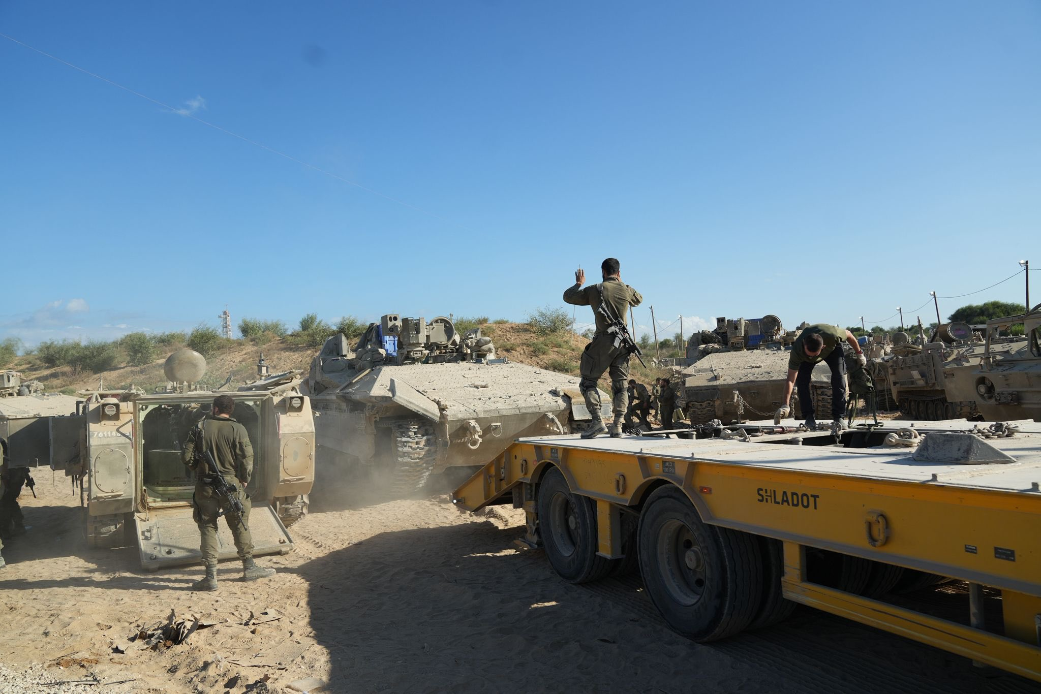 ارتش اسرائیل: اجرای رسمی آتش‌بس در غزه از ظهر جمعه آغاز شد