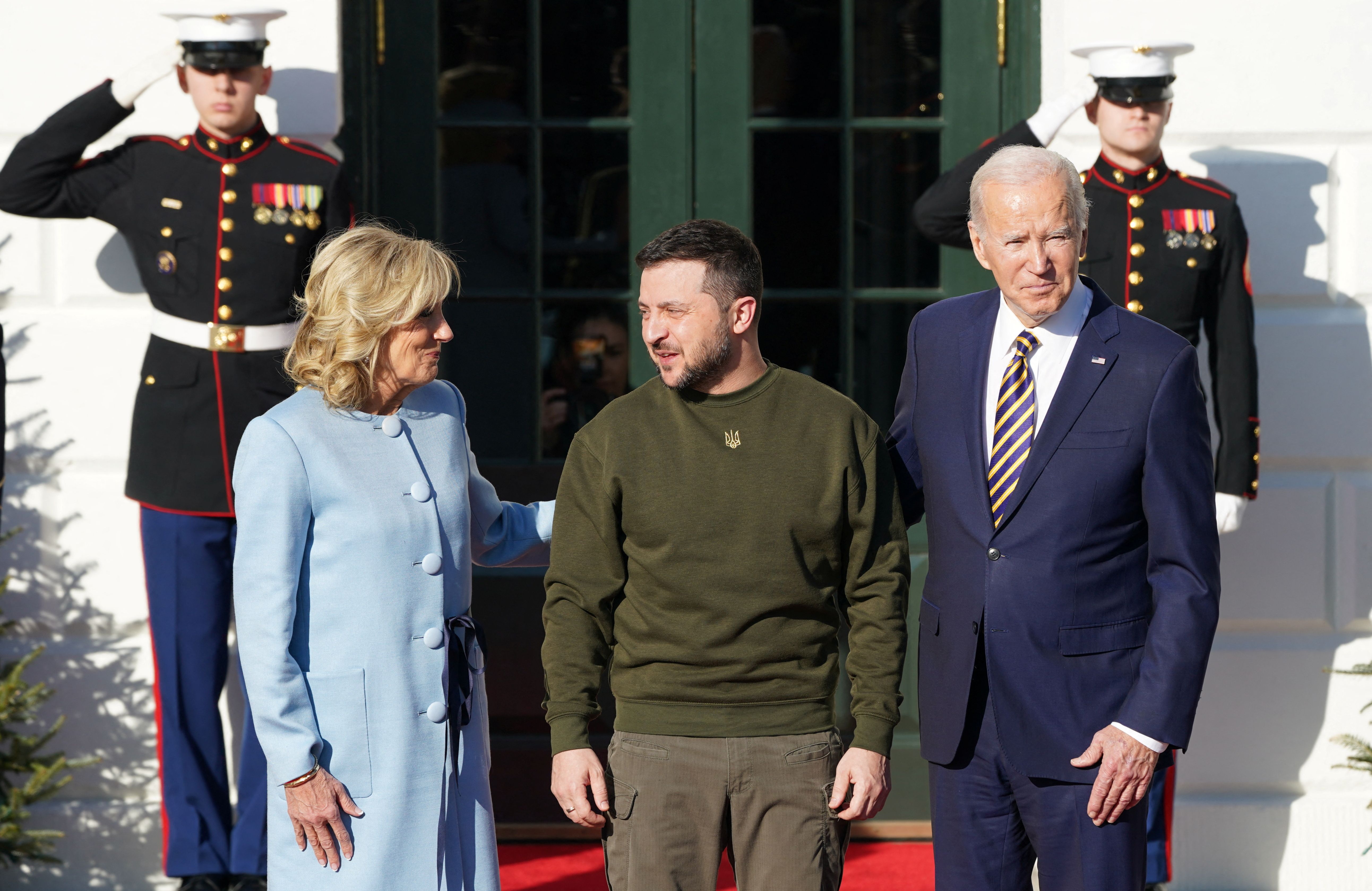 بیزنس اینسایدر: اسناد پنتاگون نشان می‌دهد آمریکا از ولودیمیر زلنسکی هم جاسوسی کرده است