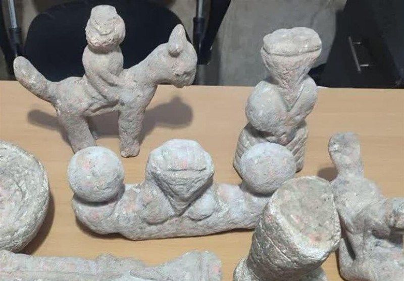 Iran seizes 2,800-year-old artifacts, arrests four