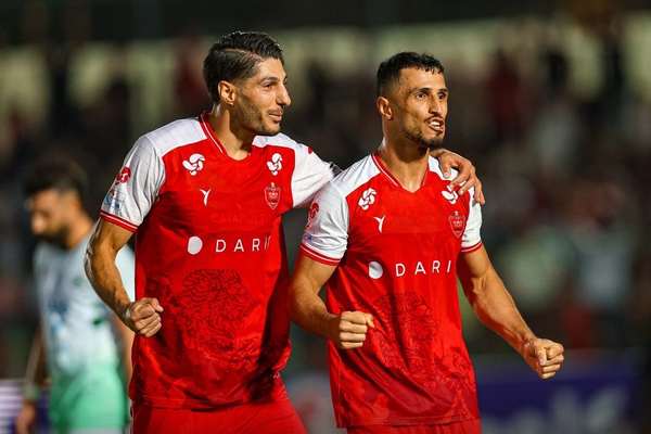 پرسپولیس ۲-۰ ذوبآهن؛ پرسپولیس در تعقیب تراکتور با هجومیترین ترکیب تارتار