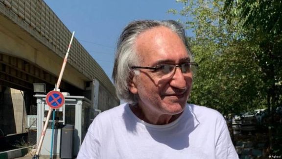 معارض لمرشد إيران يعود للسجن "لقضاء بقية عقوبته".. بعد الإفراج عنه