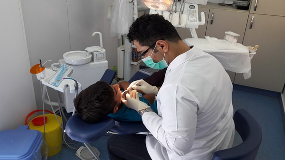 علیرضا زالی: هر ایرانی ۶ دندان پوسیده در دهان دارد