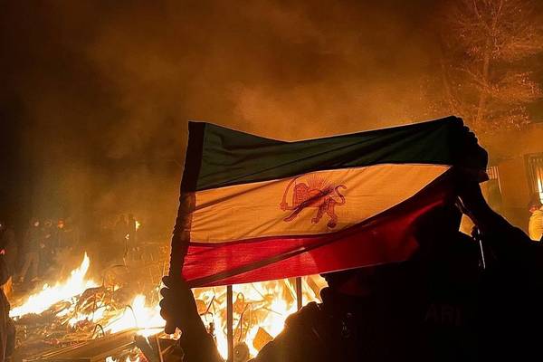 ۲۶۶ سینماگر: در کنار مردم ایران ایستادهایم