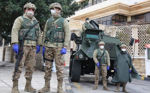 ارتش اردن ۲۰ نفر از مقامهای این کشور ، از جمله ولیعهد سابق را به اتهام تهدید امنیت بازداشت کرد