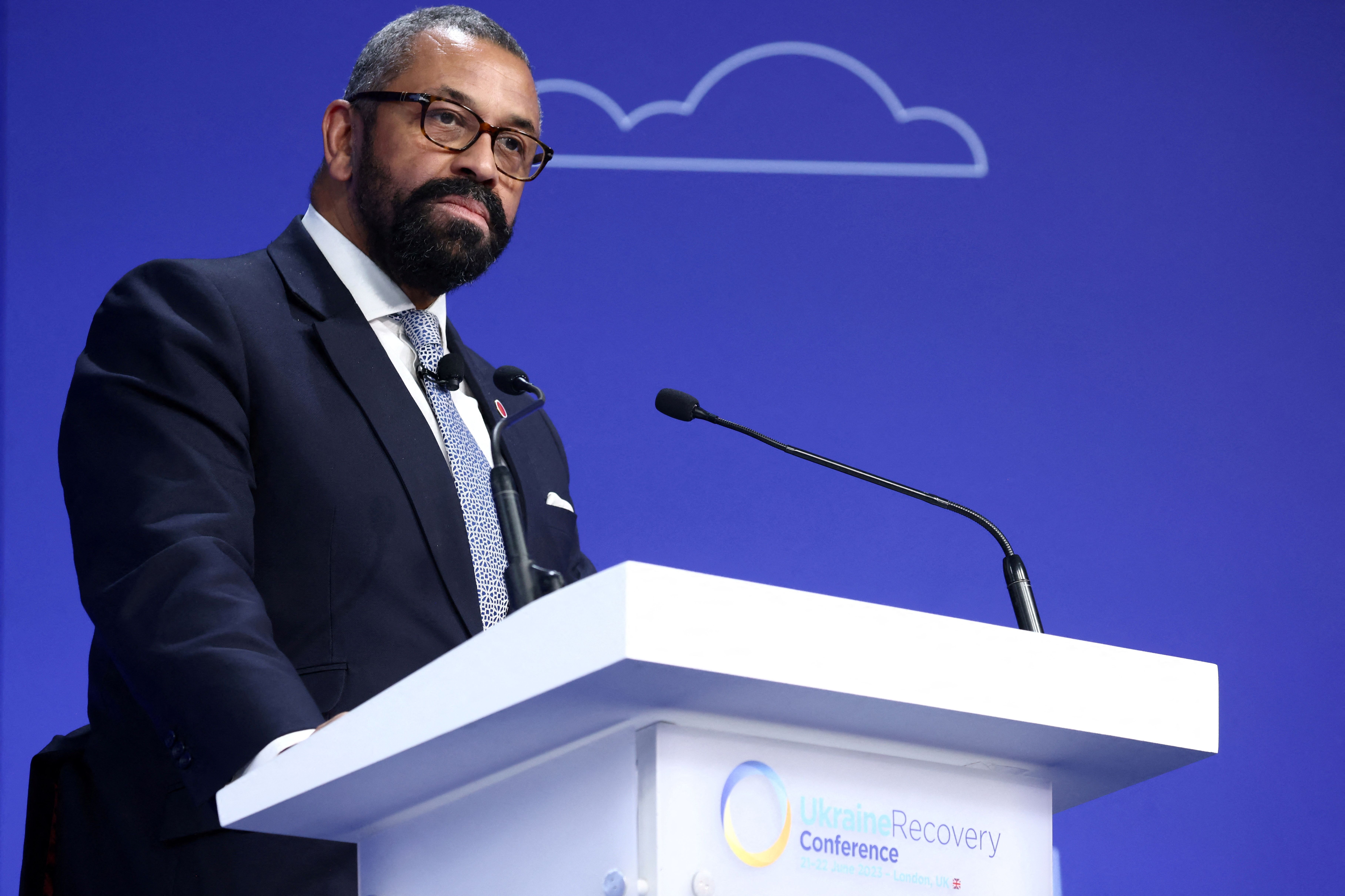 بریتانیا ۱۳ مقام و نهاد دیگر جمهوری اسلامی را به دلیل نقض حقوق بشر تحریم کرد